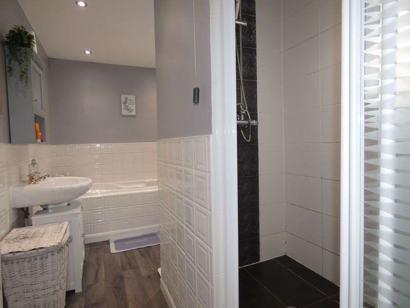 Bathroom- click for photo gallery